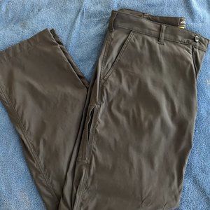 Horizon Guide Chino Pants